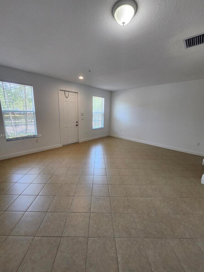 Photo - 1322 SW 147th Ter