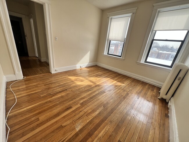 Photo - 1188 Commonwealth Ave