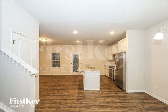 Photo - 10736 Rivergate Dr NW