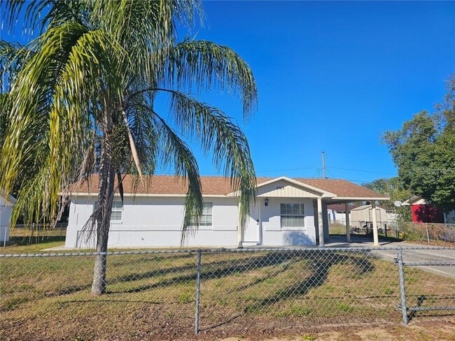 Building Photo - 2349 Lisa St Rental