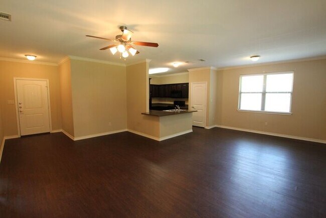 Photo - Gorgeous 3 Bedroom Home in The Ranch Subdi...