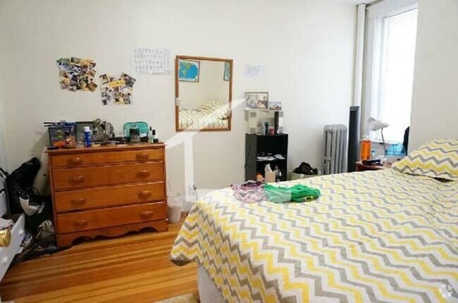 Building Photo - Two Bedroom //   Allston - Union Square Rental