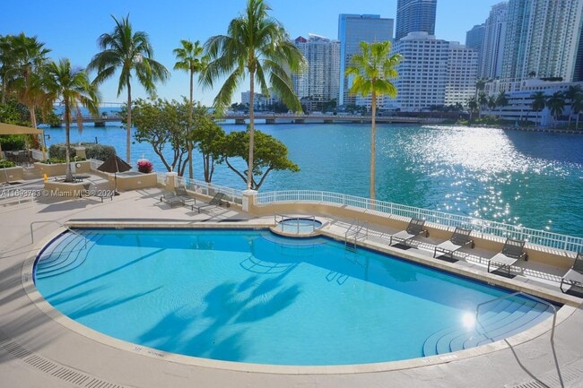 Photo - 701 Brickell Key Blvd