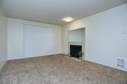 2BR, 2BA - 970 SF