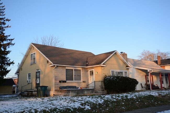 Photo - 2106 W Main St Unit Apt A