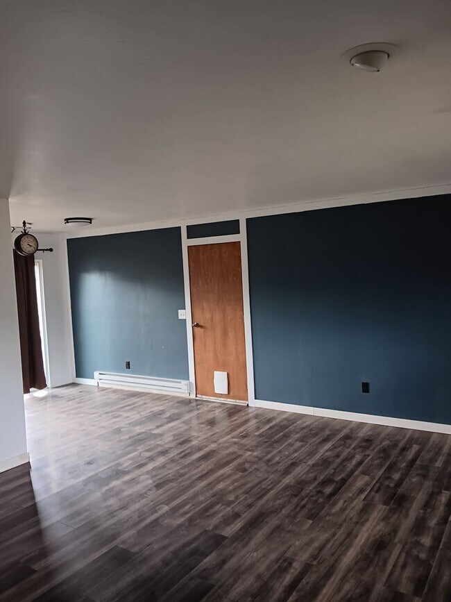 Photo - Cagley Duplexes P-35 Unidad 1012 Hartford P-36