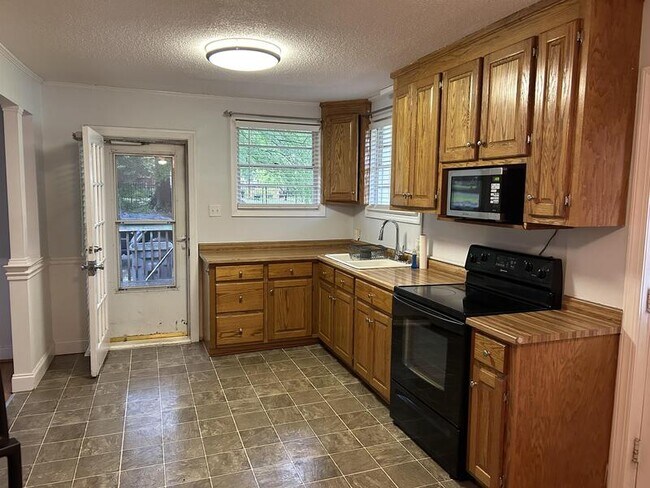 Photo - 108 S Rockview Dr