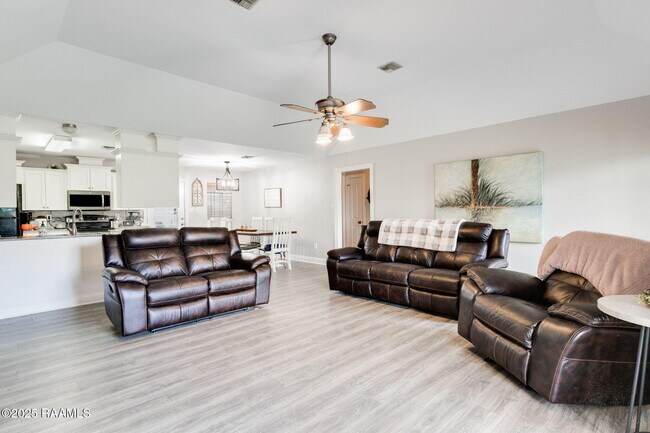 1064 Oleus Champagne Rd