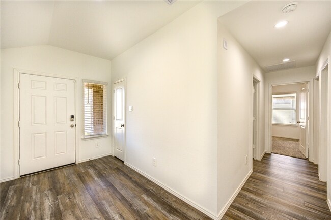 Photo - 5406 Castlebury Meadows Dr