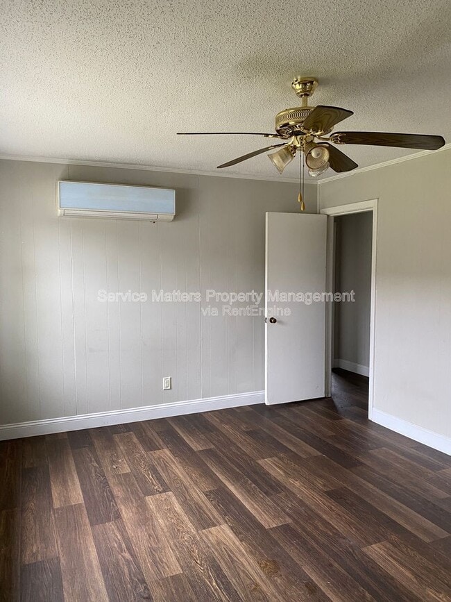 Photo - 3213 N Guillemard St
