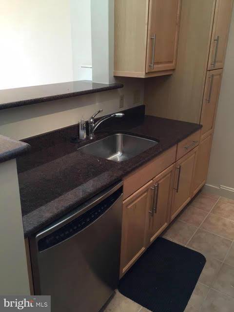 Photo - 11770 Sunrise Valley Dr Unit 423