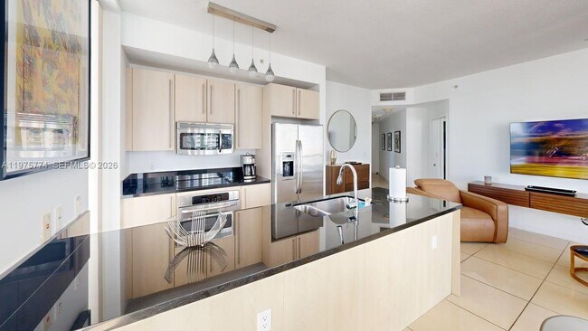 Photo - 79 SW 12th St Unidad 2206-S