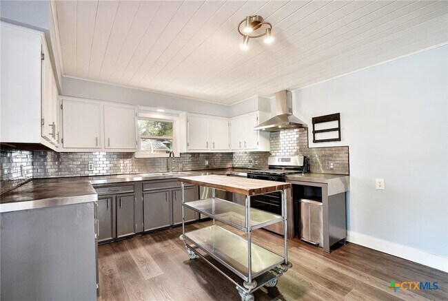 Photo - 717 S Laurel Ave