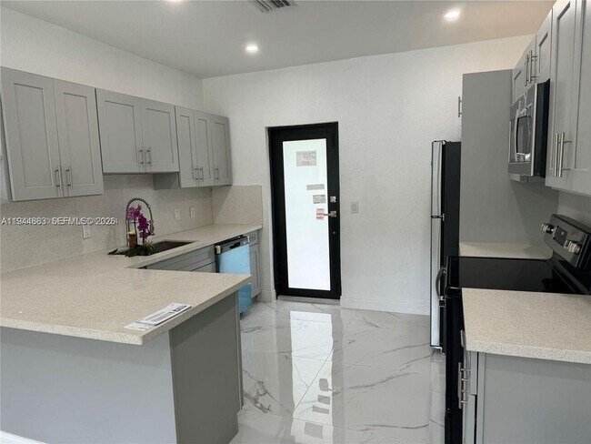 Photo - 1210 NW 123rd St