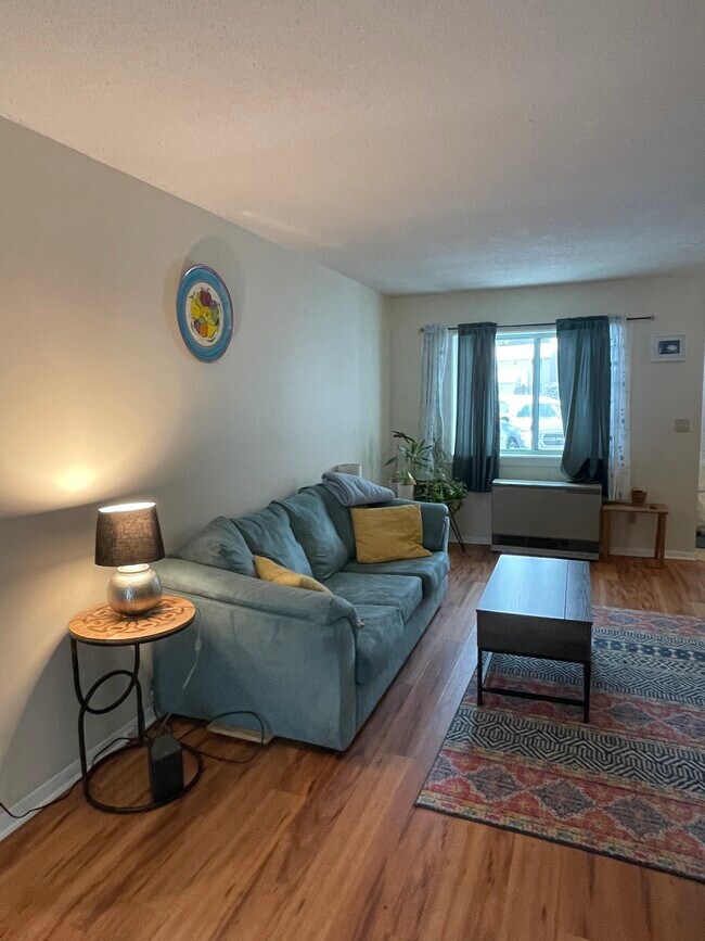 5 Grandview Dr Townhome Townhome Rental in South Burlington VT