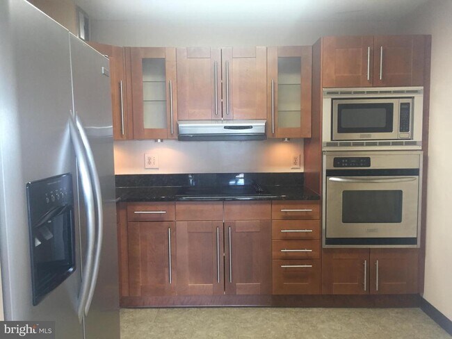 Photo - 8380 Greensboro Dr Unit 602