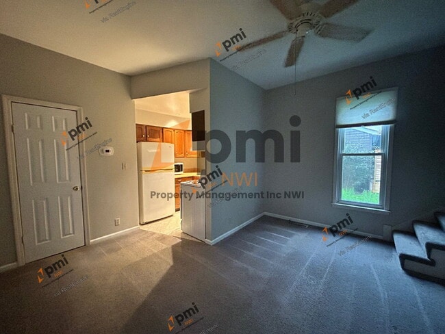 Photo - 703 Elm St Unidad C