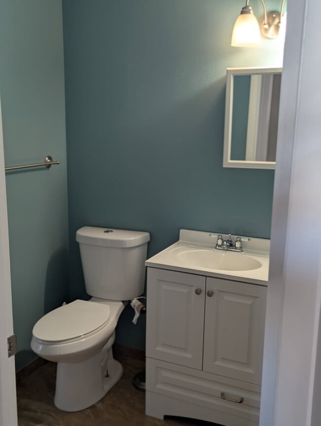 Photo - 1530 Chester Sq Unit Chester