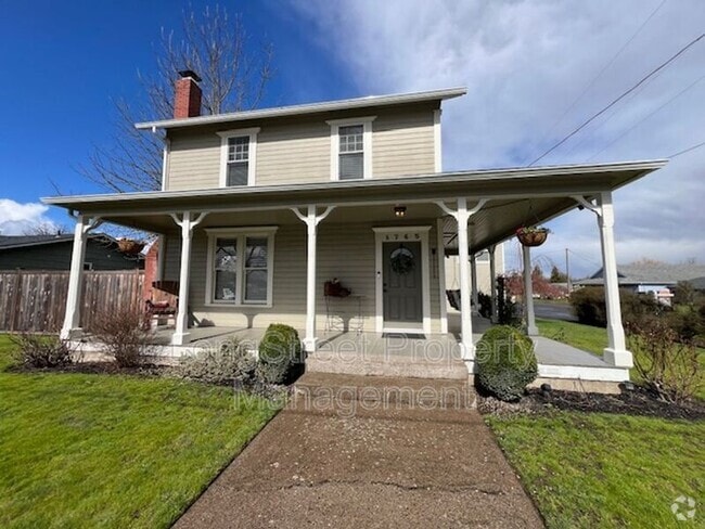 Building Photo - 1745 College St Rental