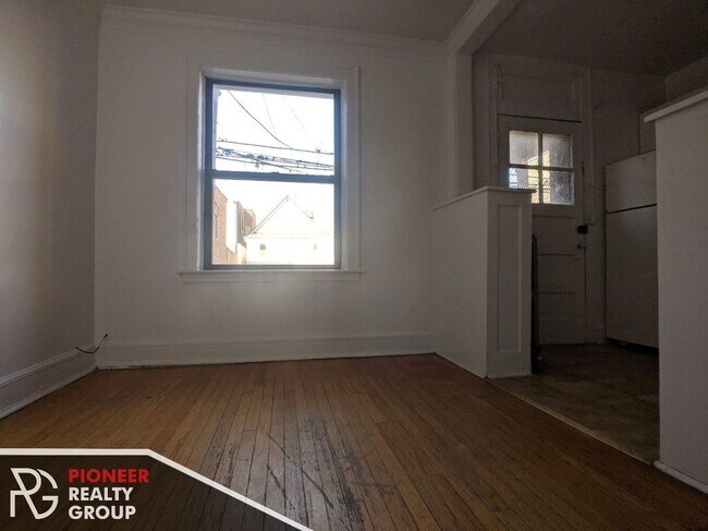 Photo - 2336 N Spaulding Ave Unit 1A