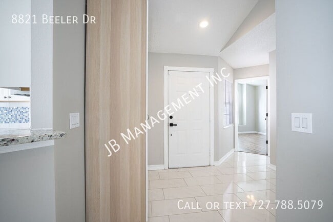 Photo - 8821 Beeler Dr
