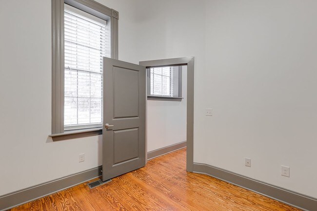 Photo - 116 N 3rd St
