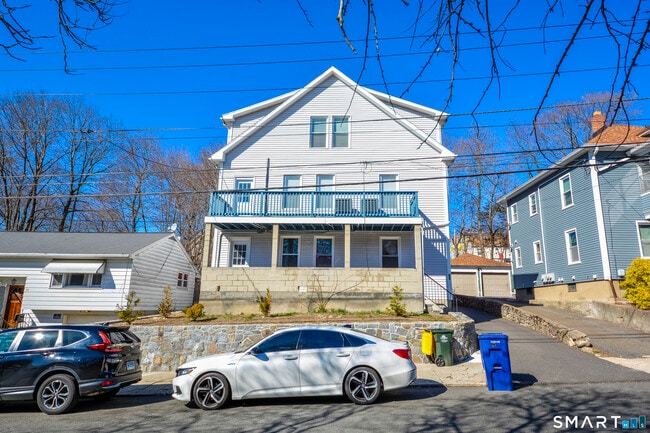 Building Photo - 81 Myrtle Ave