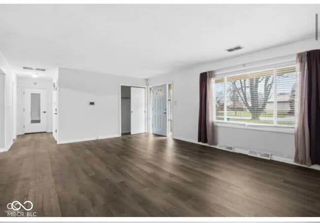 Photo - 5215 Southdale Dr