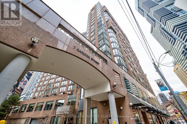 Photo - 7 Carlton St. Unit 306
