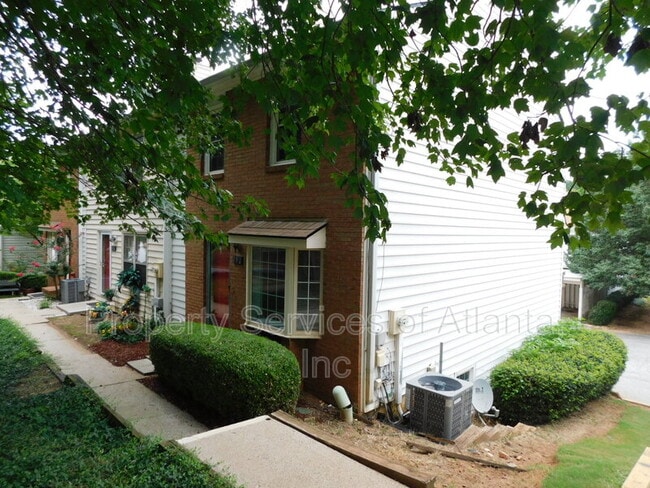 Photo - 192 High Creek Dr