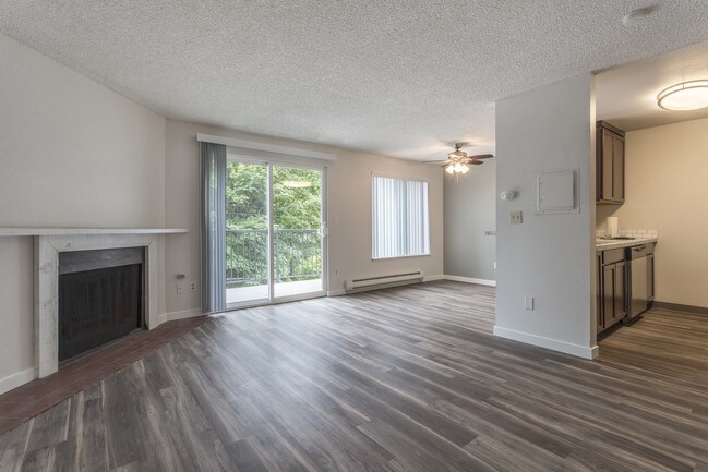 Solana Apartments