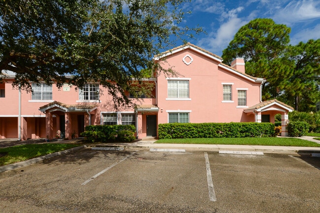 Photo - 106 SW Peacock Blvd Unit 4-204