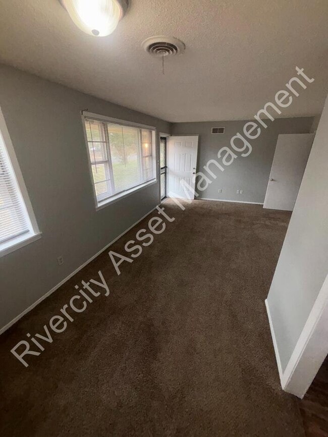 Photo - This Beautiful 4-Bed 2-Full Bath Home is Ready for Move In!!!! SECTION 8 WELCOMED