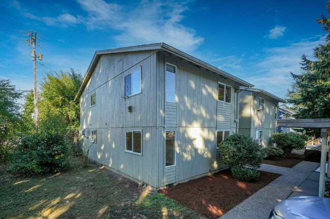 Building Photo - 5495 A St Unit 13