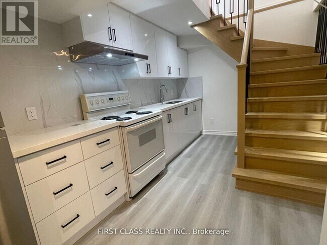 Photo - 36 Soho Crescent