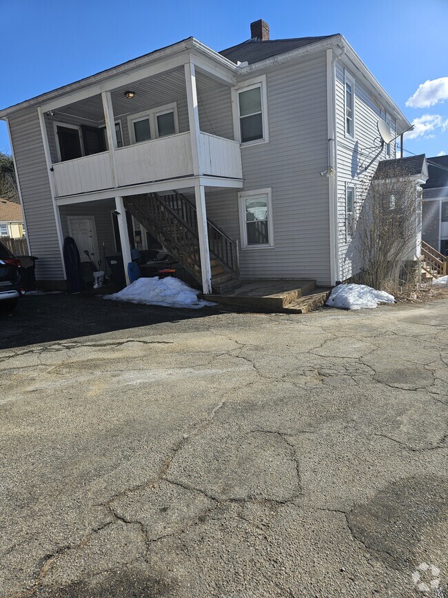 Building Photo - 61 Fiske St Unit 61 fiske Street Rental