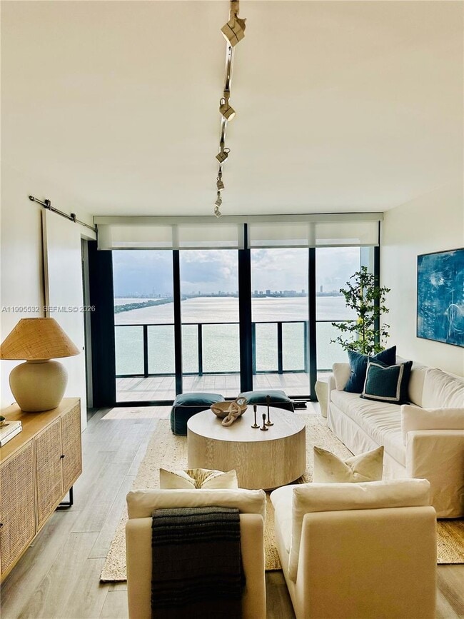 Photo - 3131 NE 7th Ave Unit 2103