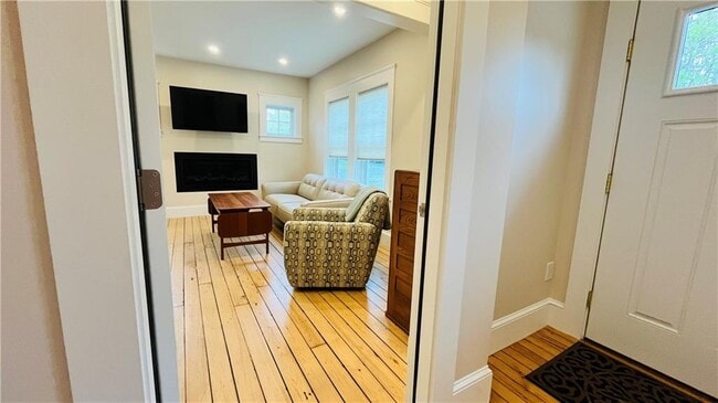35 Memorial Blvd Unit 1