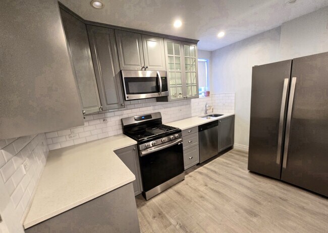 Photo - 2210 Fitzwater St Apartamentos Unidad 2nd Fl