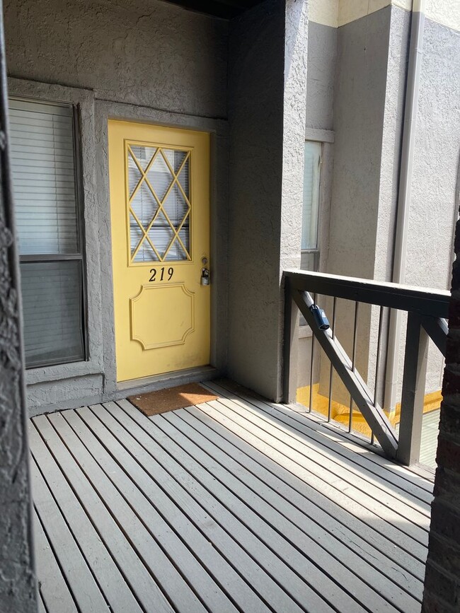 Photo - K242 - Croix #219 Unit 219