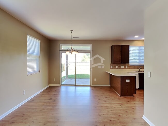 Photo - 148 Bellfare Dr