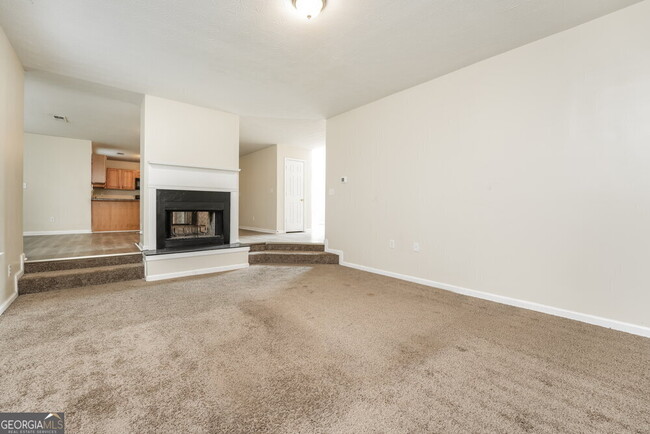 Photo - 260 Greenway Dr House