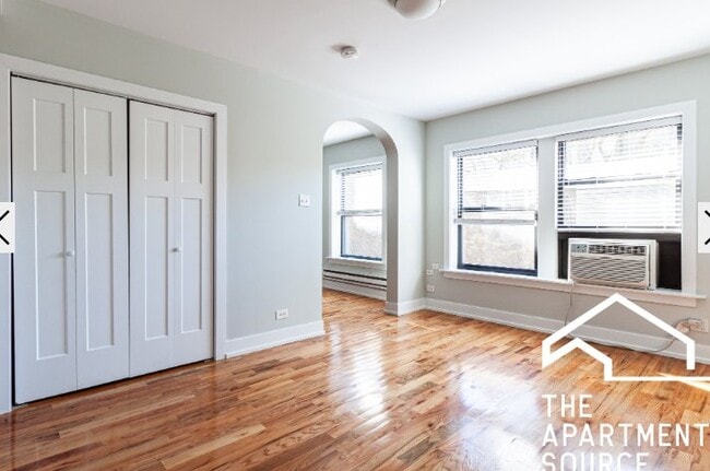 Photo - 555 W Arlington Pl Unit 2