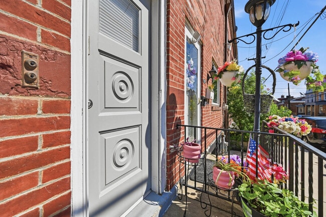 Photo - 111 Pearl St