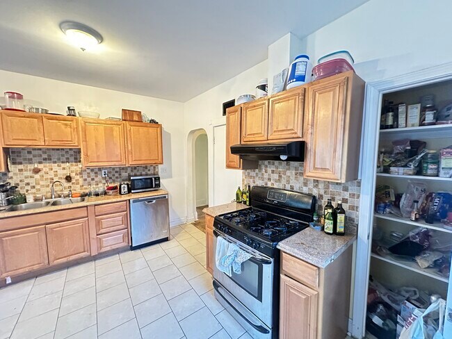 Photo - 14 Madison St Unit 2