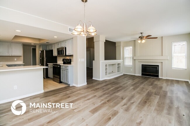 Photo - 2541 W Gary Dr