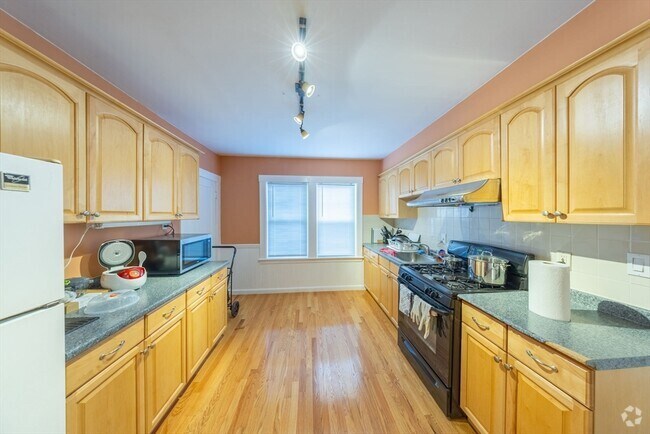 Building Photo - 99 Glenville Ave Unit 3 Rental