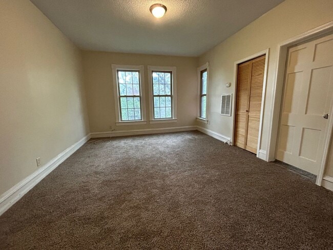 Photo - 666 Sims Ave Unit 2