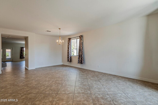 Photo - 4592 E Gleneagle Dr