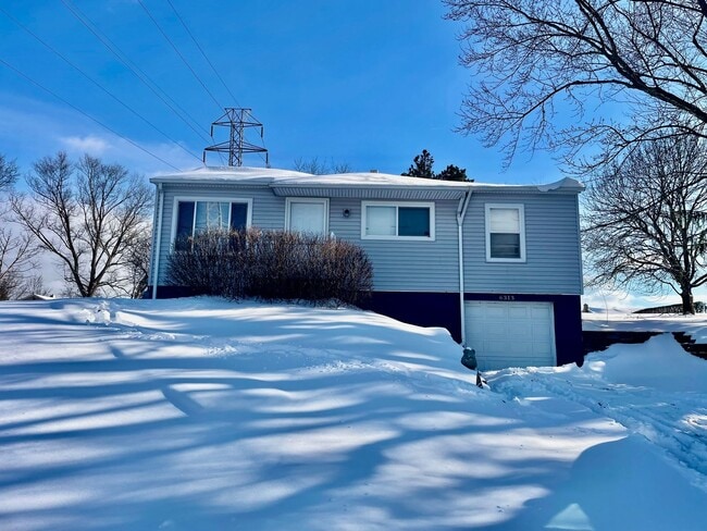 Photo - 3 Bed 1 Bath- South Park PA